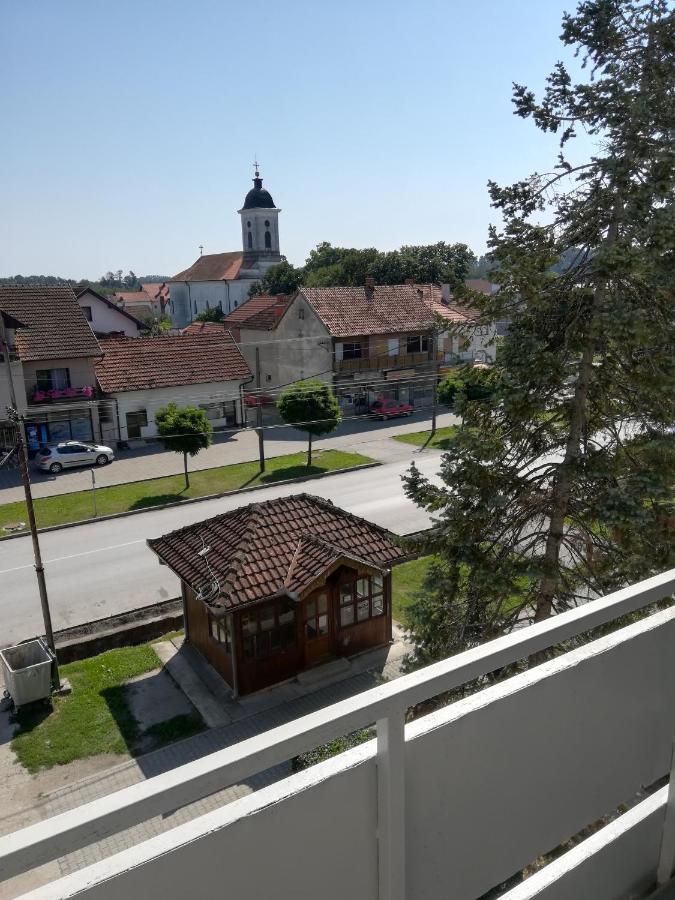 Apartman Simic - Stan Na Dan Bogatić Exterior foto